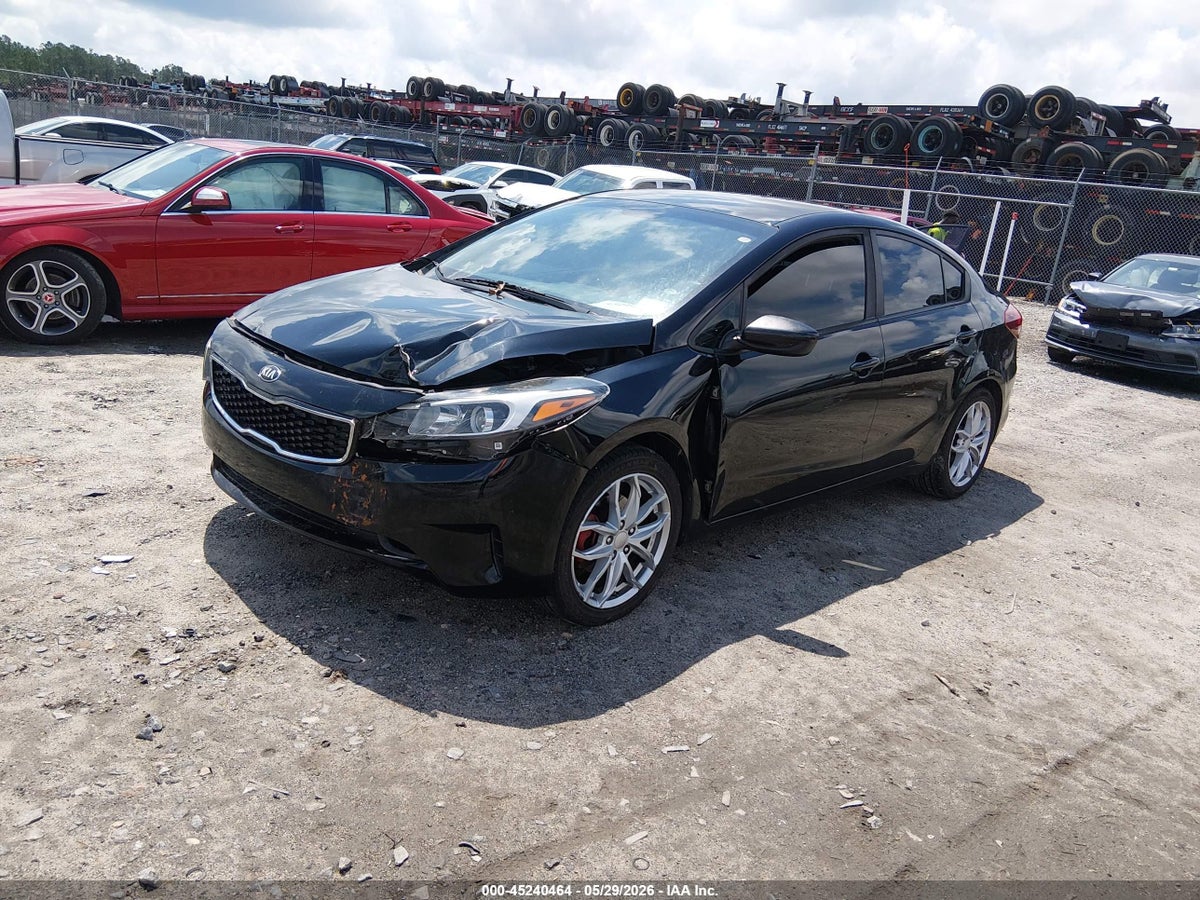 2017 KIA FORTE LX — снимка 2