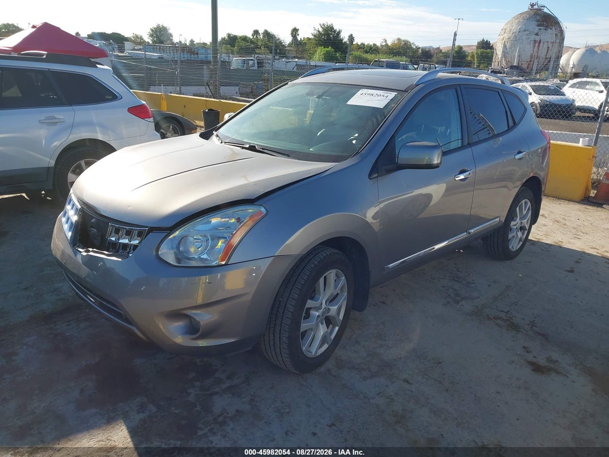2011 NISSAN ROGUE SV — снимка 2
