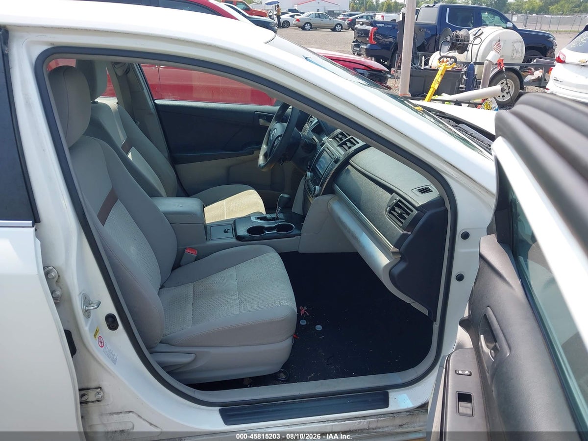 2012 TOYOTA CAMRY LE — снимка 5