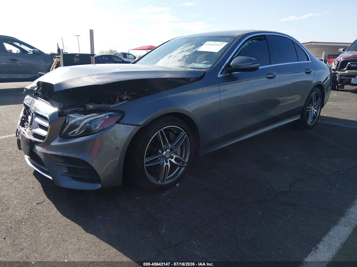 2017 MERCEDES-BENZ E 300 — снимка 2