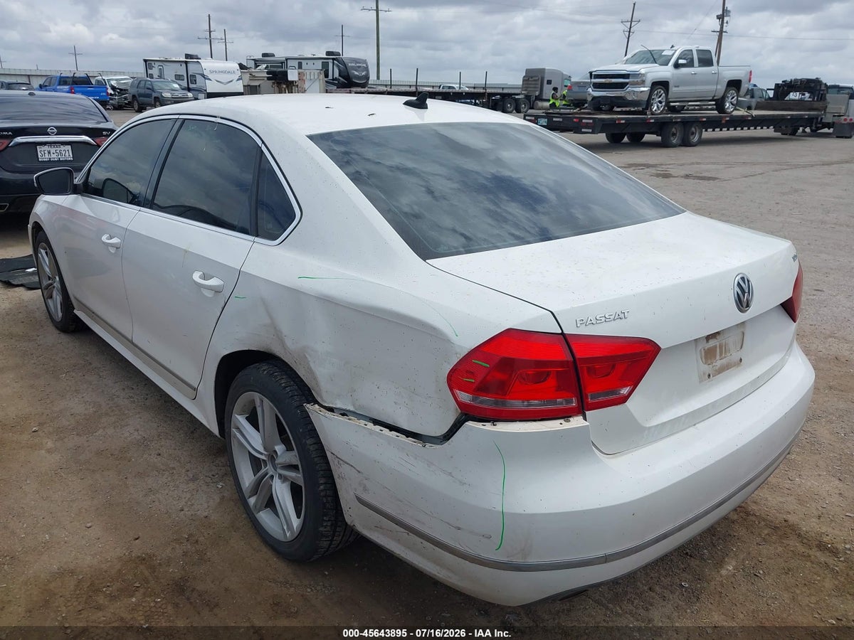 2015 VOLKSWAGEN PASSAT 2.0L TDI SEL PREMIUM — снимка 3