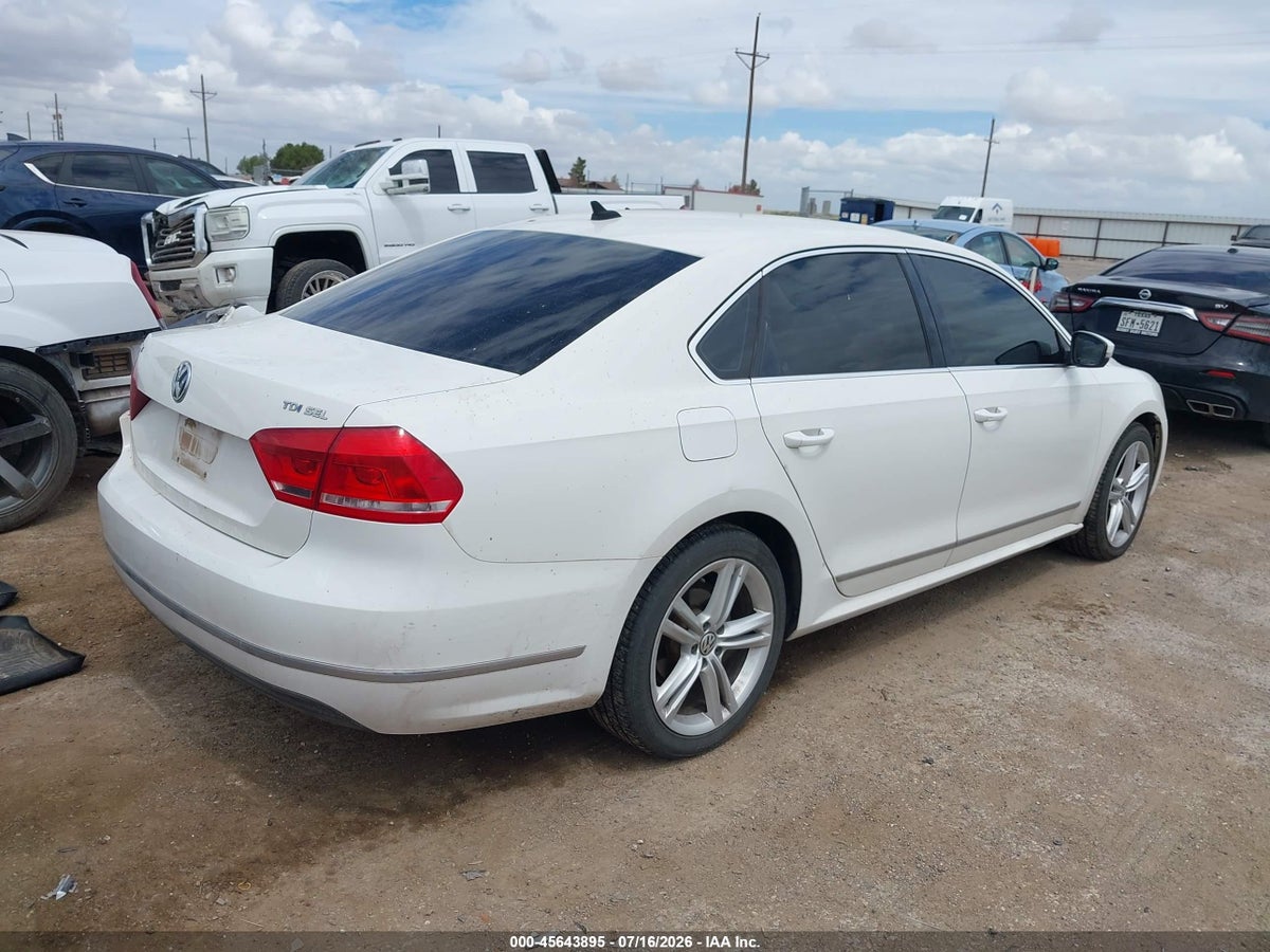 2015 VOLKSWAGEN PASSAT 2.0L TDI SEL PREMIUM — снимка 4