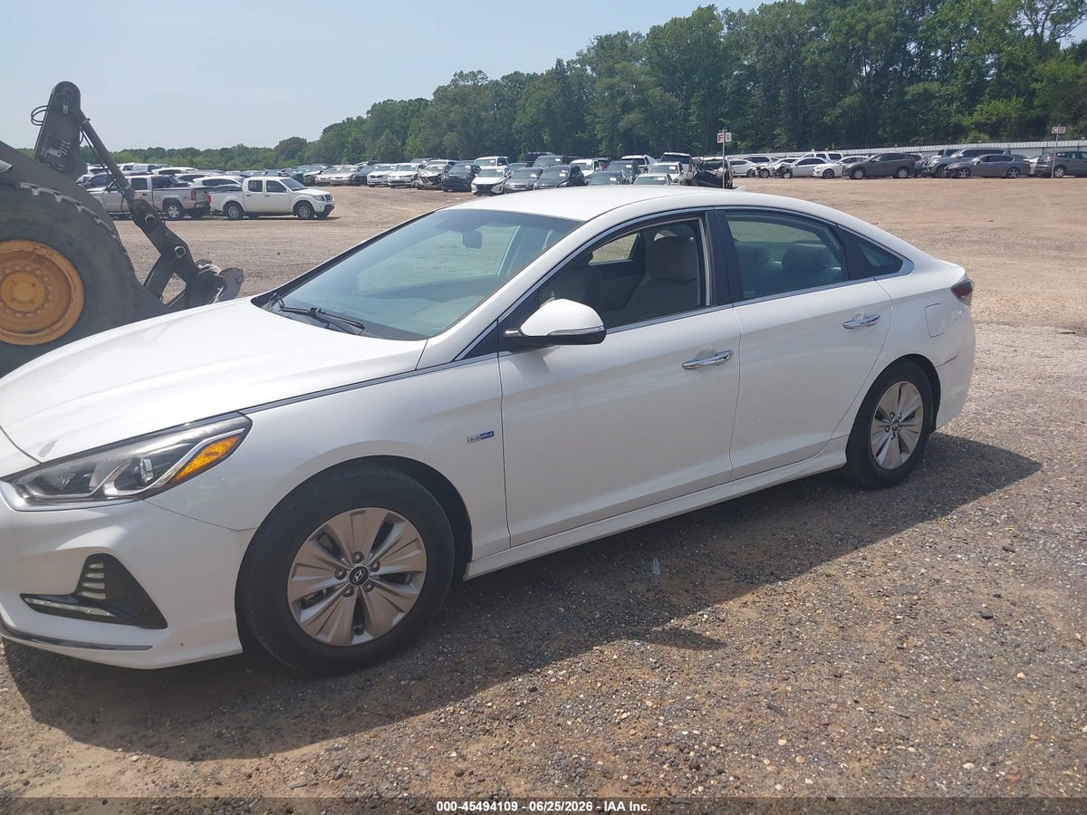 2018 HYUNDAI SONATA HYBRID SE — снимка 2
