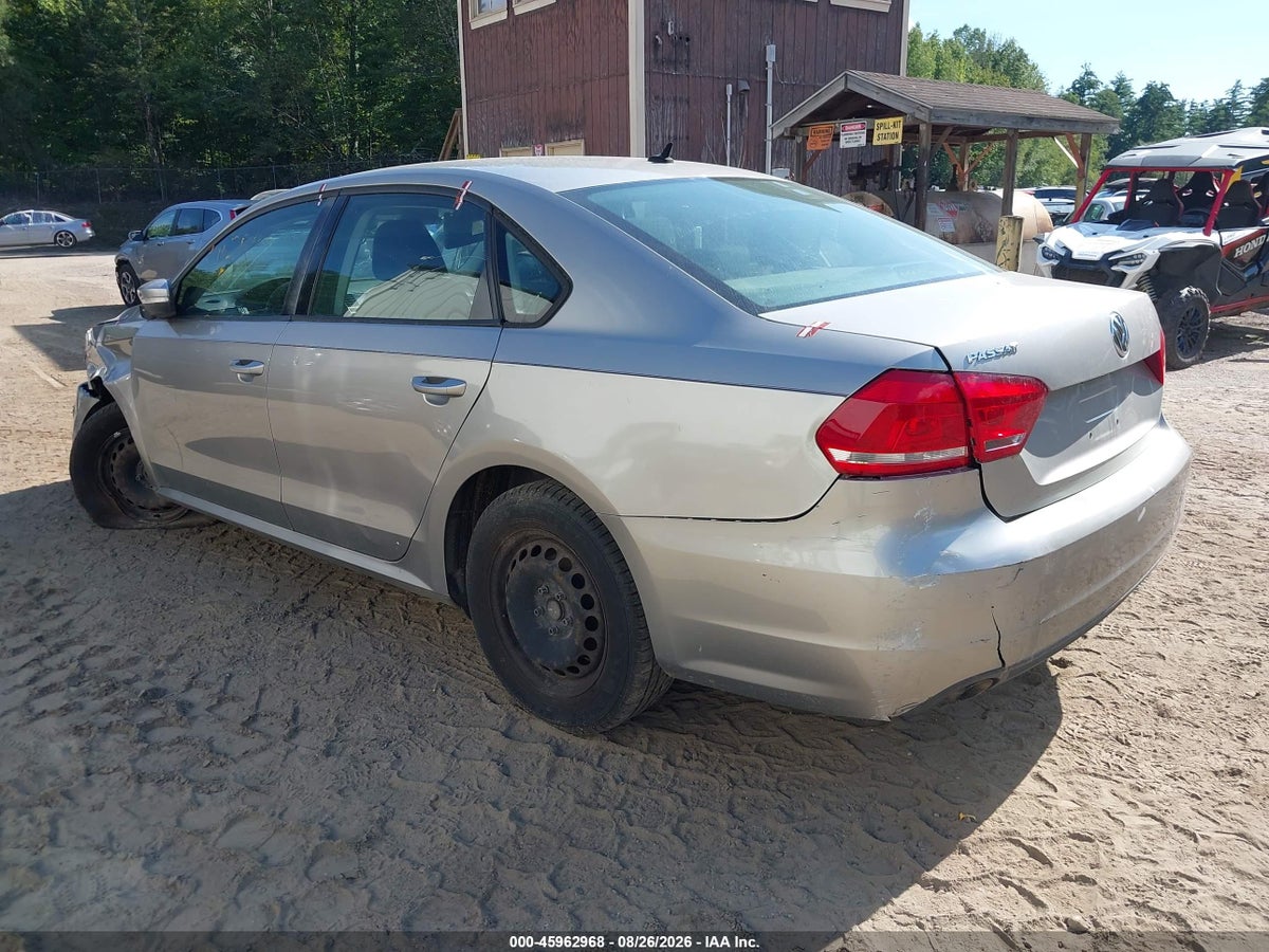 2014 VOLKSWAGEN PASSAT 2.5L S — снимка 3