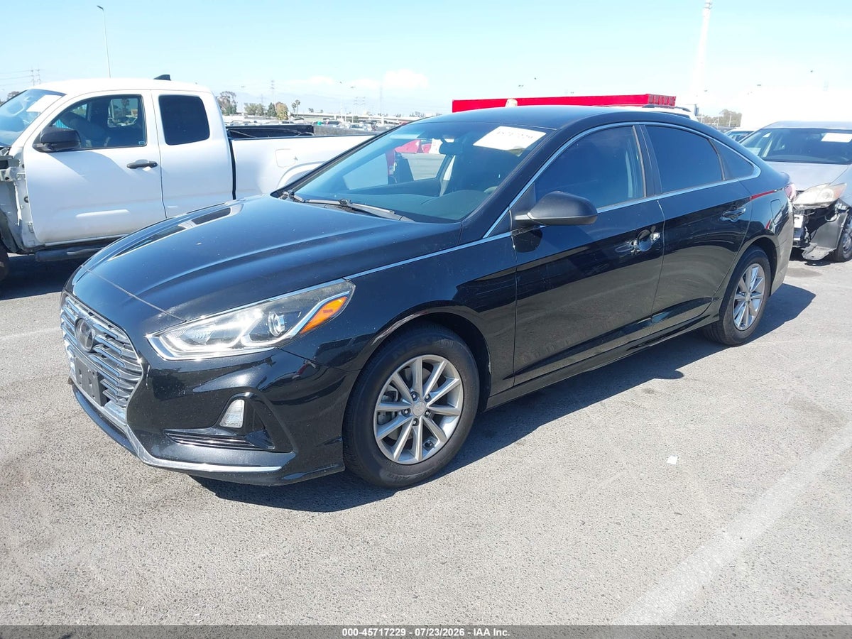 2019 HYUNDAI SONATA SE — снимка 2