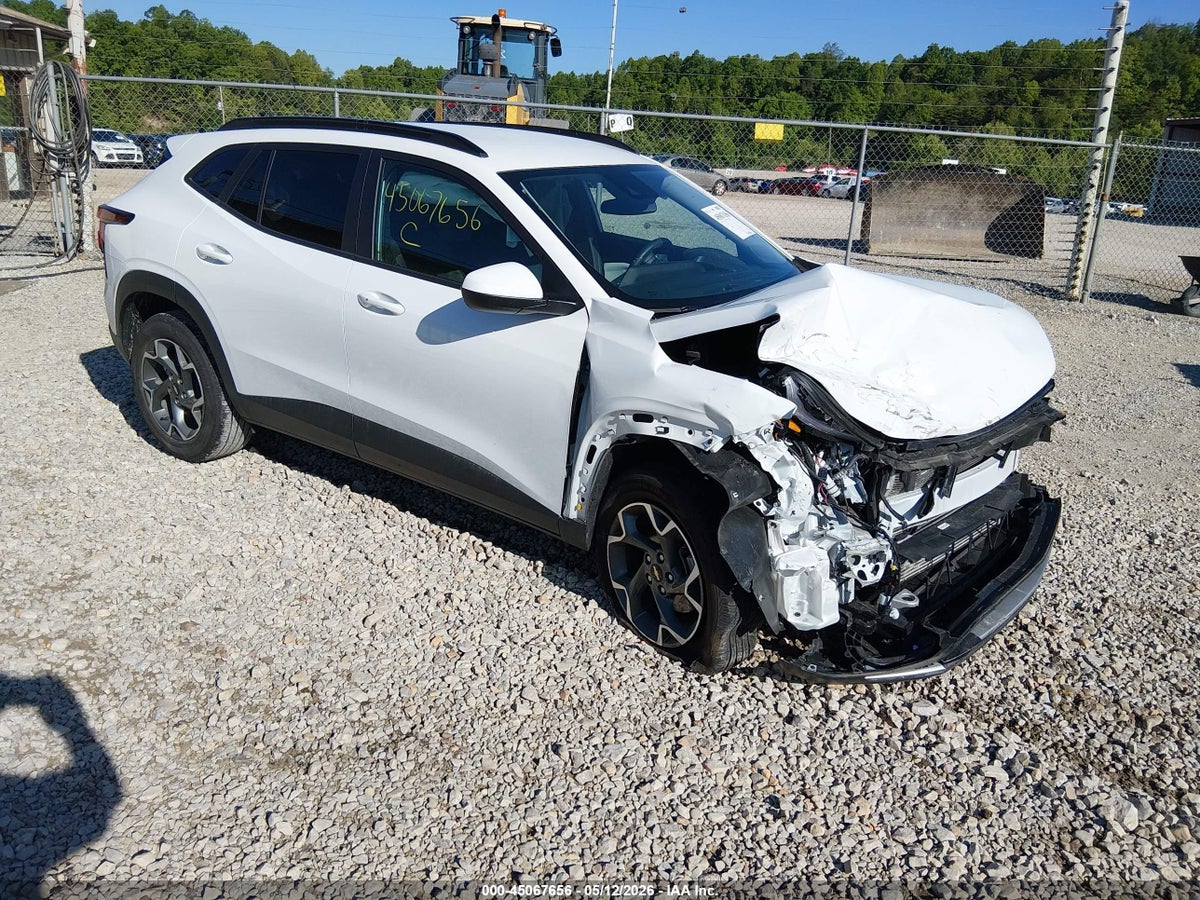2025 CHEVROLET TRAX FWD LT