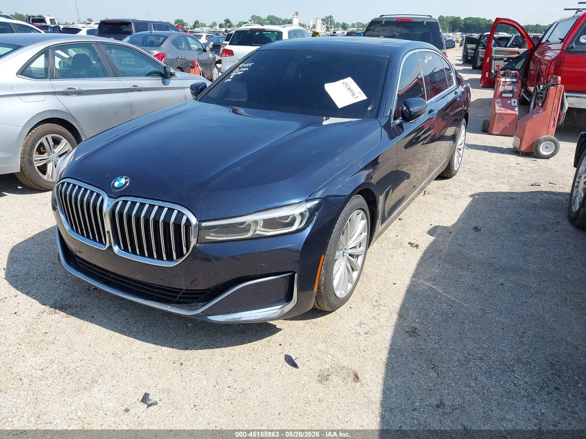2020 BMW 740I — снимка 2