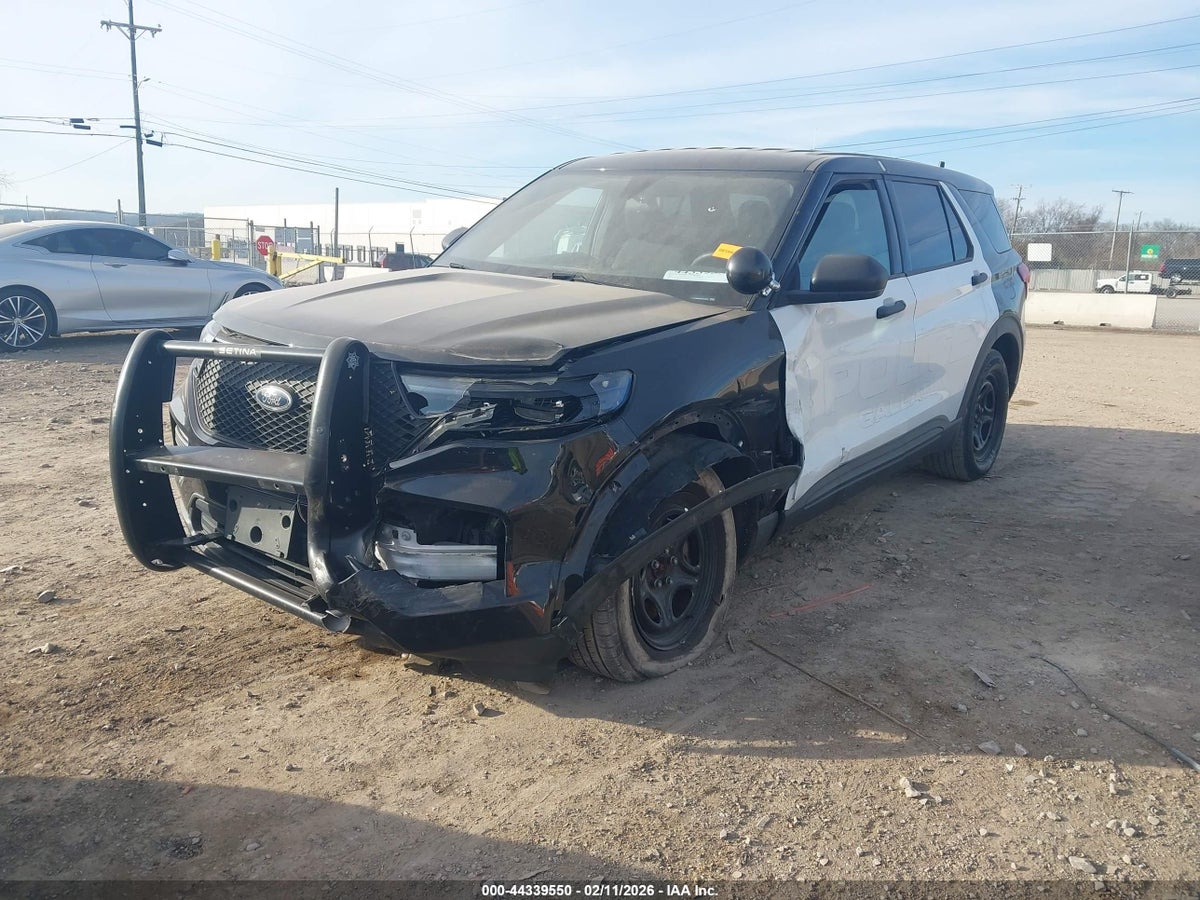 2021 FORD POLICE INTERCEPTOR UTILITY — снимка 2