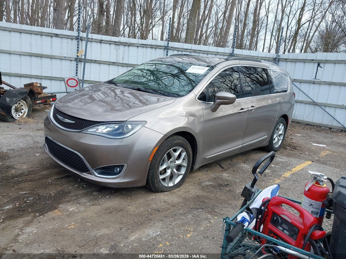 2017 CHRYSLER PACIFICA TOURING-L — снимка 2