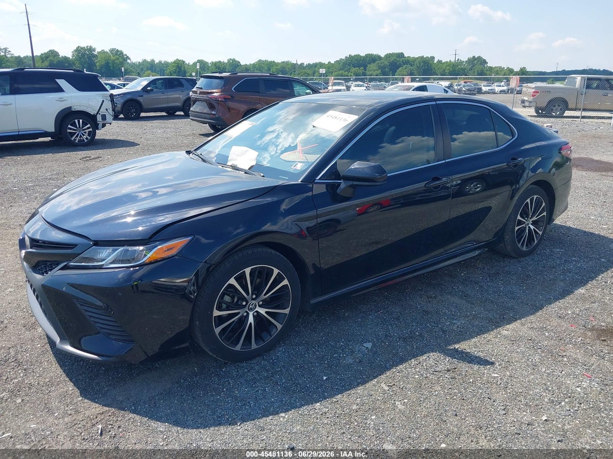 2018 TOYOTA CAMRY SE — снимка 2