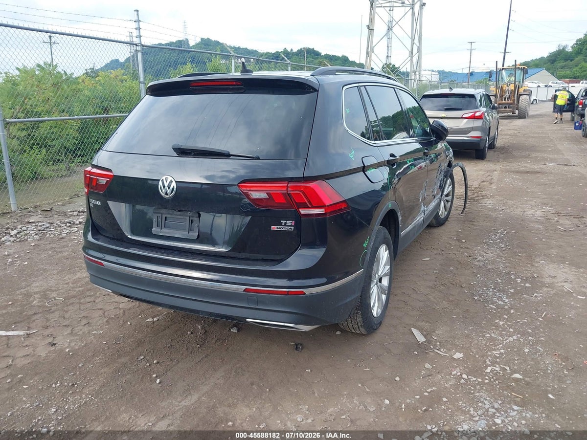 2018 VOLKSWAGEN TIGUAN 2.0T SE/2.0T SEL — снимка 4