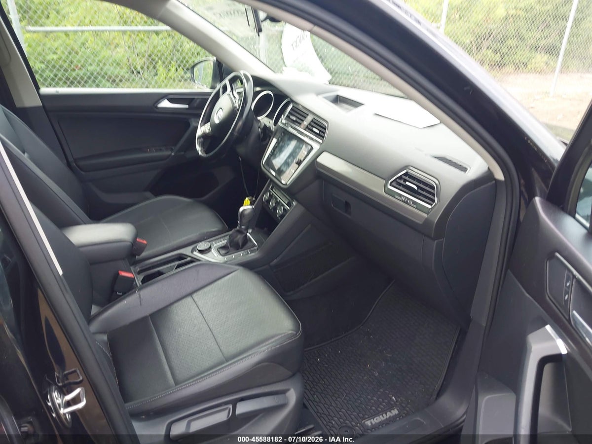 2018 VOLKSWAGEN TIGUAN 2.0T SE/2.0T SEL — снимка 5