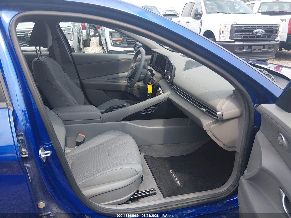 2021 HYUNDAI ELANTRA SE — снимка 5
