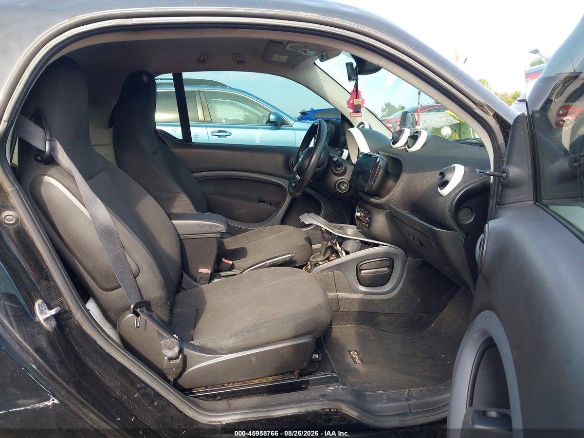 2016 SMART FORTWO PASSION/PRIME/PROXY/PURE — photo 5