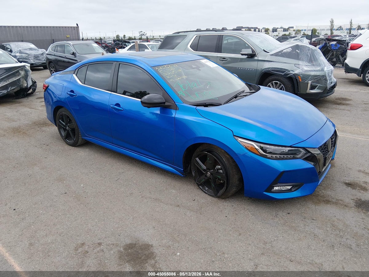 2022 NISSAN SENTRA SR XTRONIC CVT