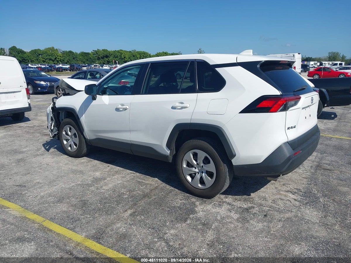 2024 TOYOTA RAV4 LE — снимка 3