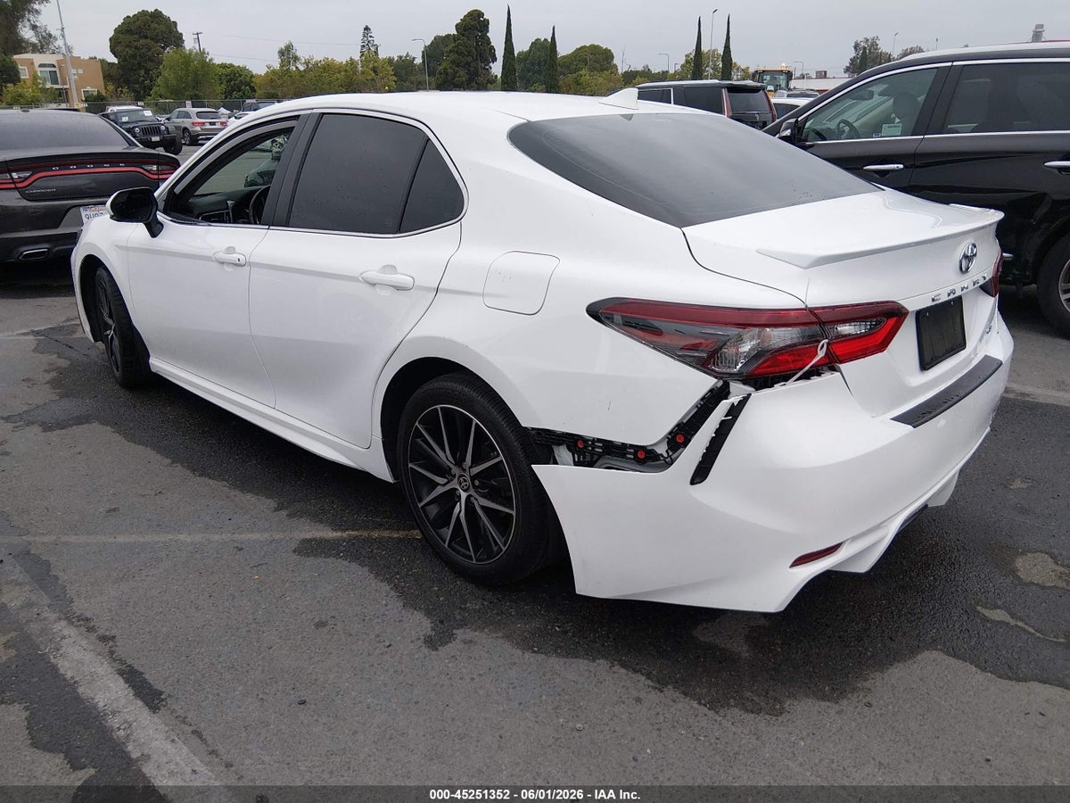 2024 TOYOTA CAMRY SE — снимка 3