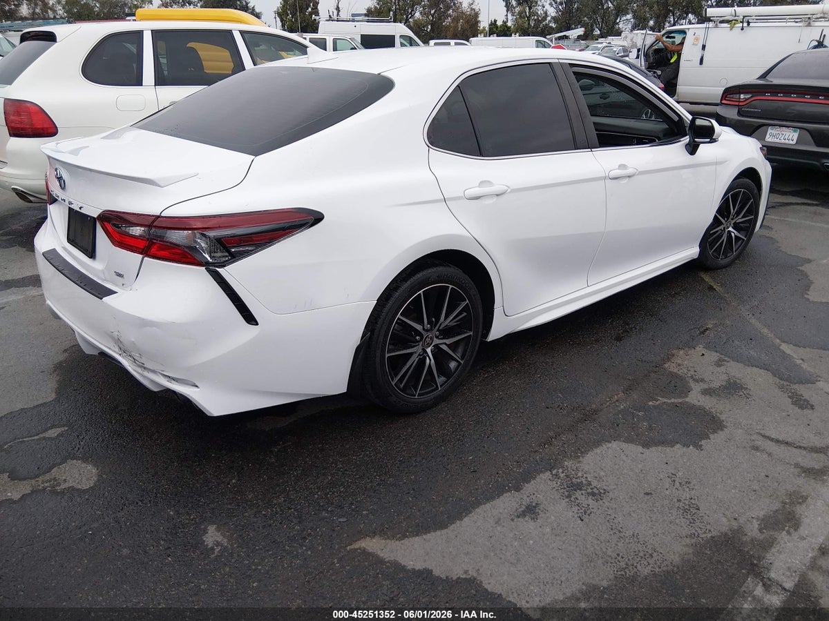 2024 TOYOTA CAMRY SE — снимка 4