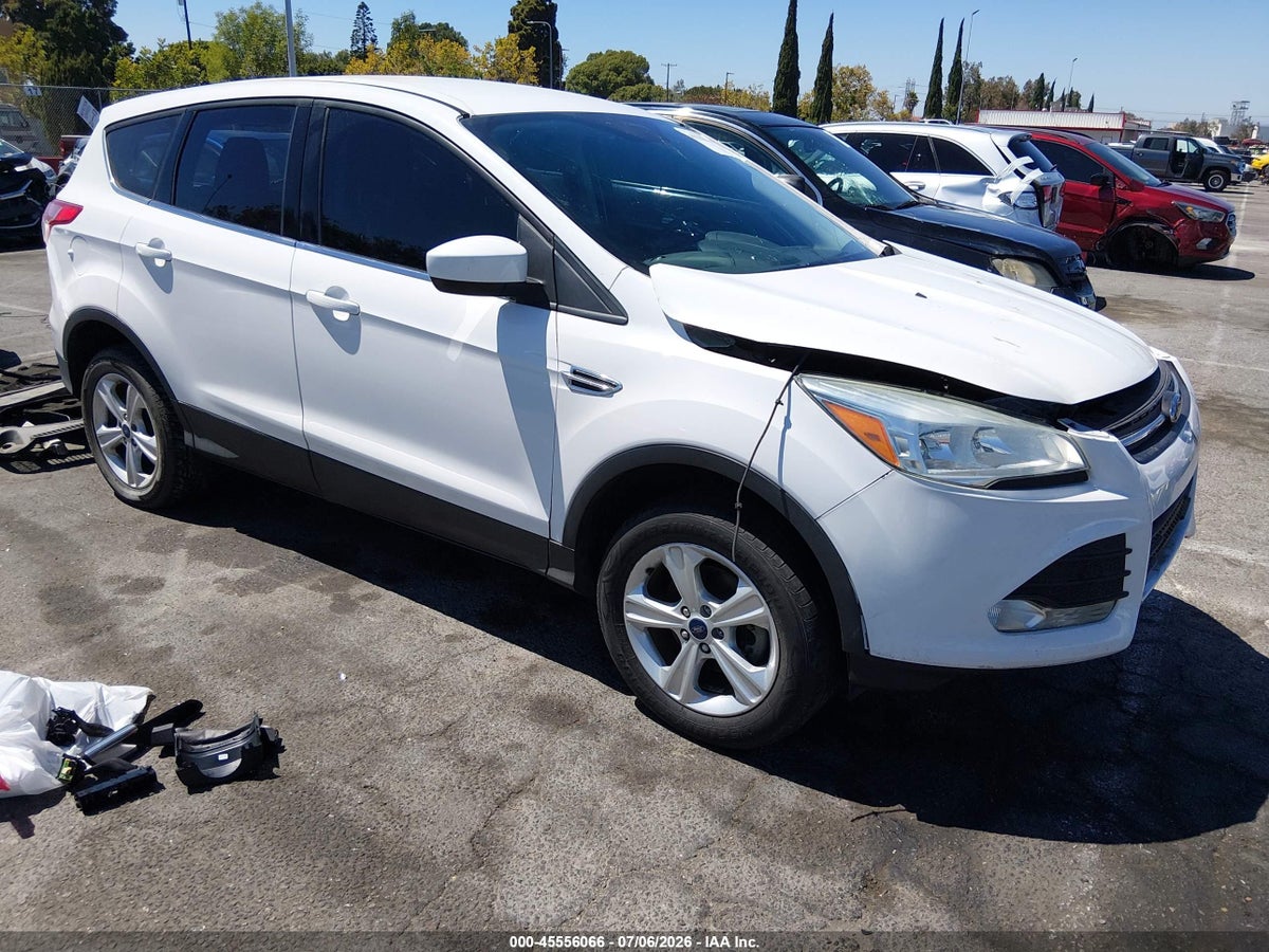 2016 FORD ESCAPE SE