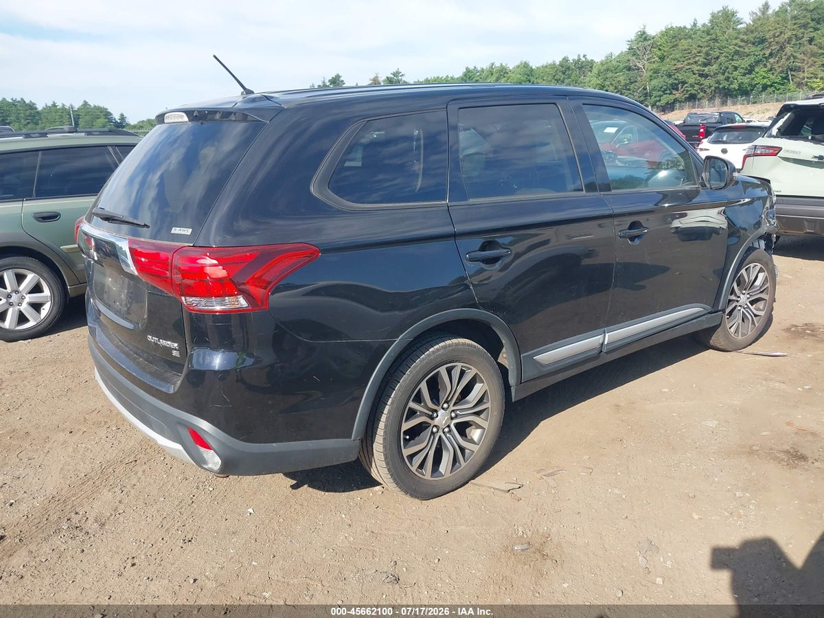 2016 MITSUBISHI OUTLANDER ES/SE/SEL — снимка 4