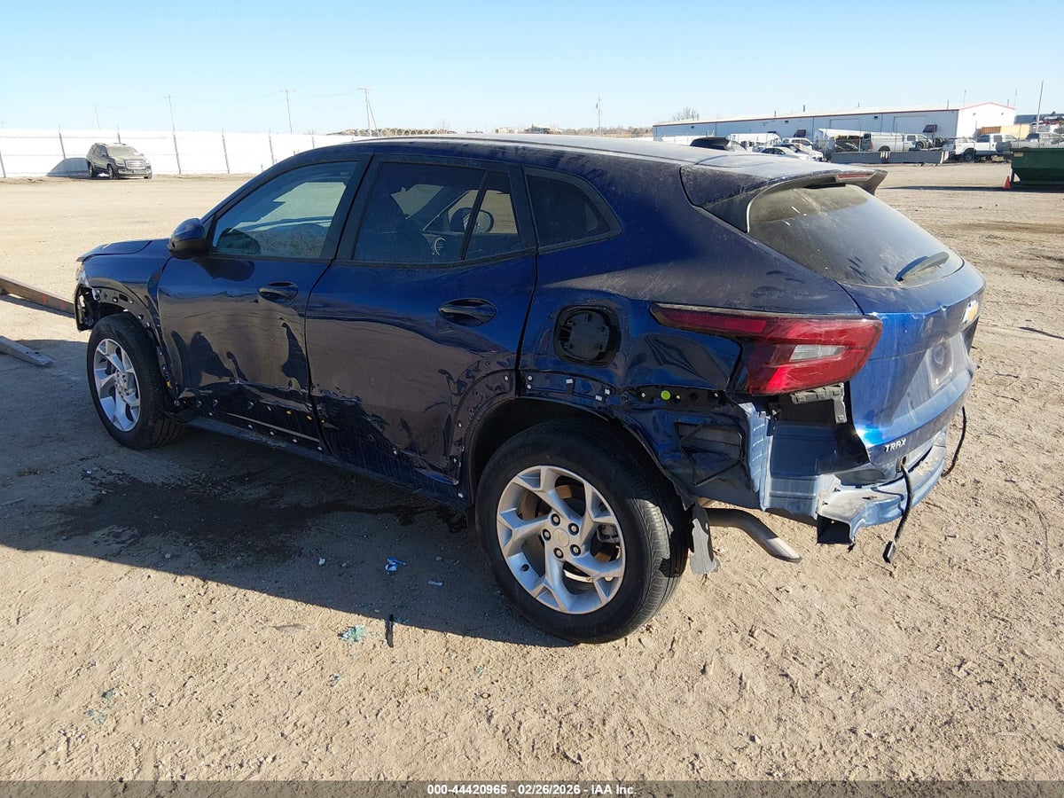 2024 CHEVROLET TRAX FWD SP — снимка 3