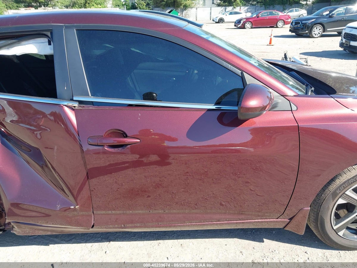 2025 NISSAN SENTRA SV — снимка 5