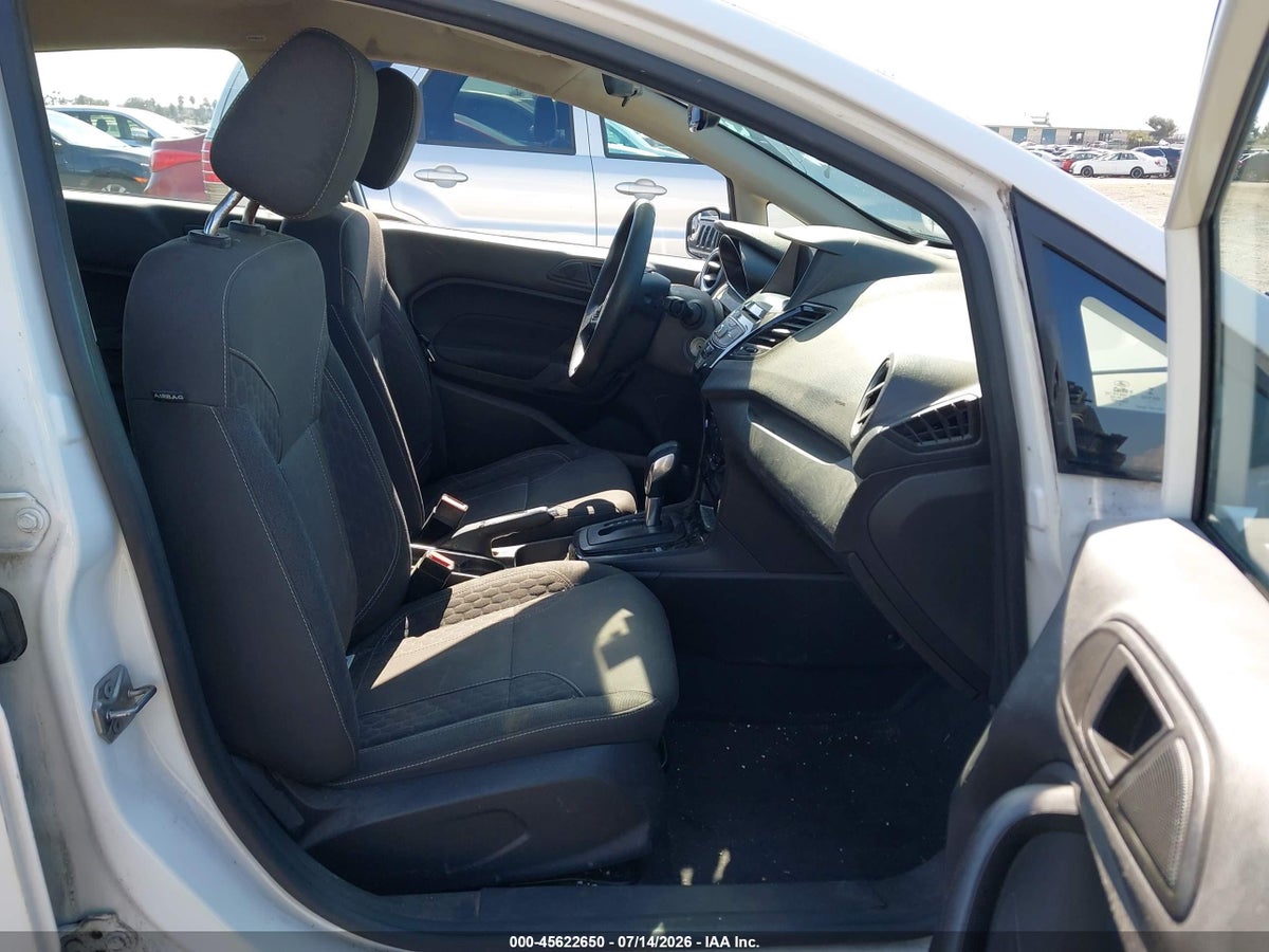 2017 FORD FIESTA SE