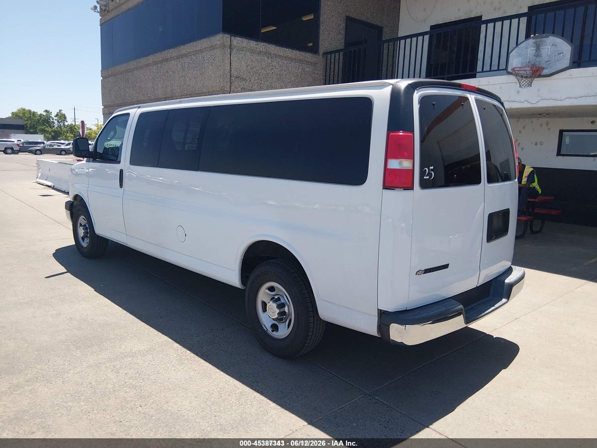 2018 CHEVROLET EXPRESS 3500 LT — снимка 3