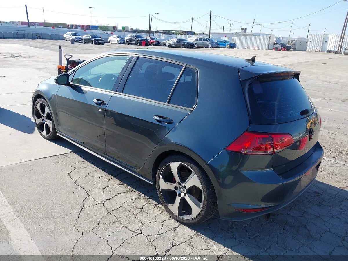 2015 VOLKSWAGEN GOLF GTI 2.0T S 4-DOOR — снимка 3