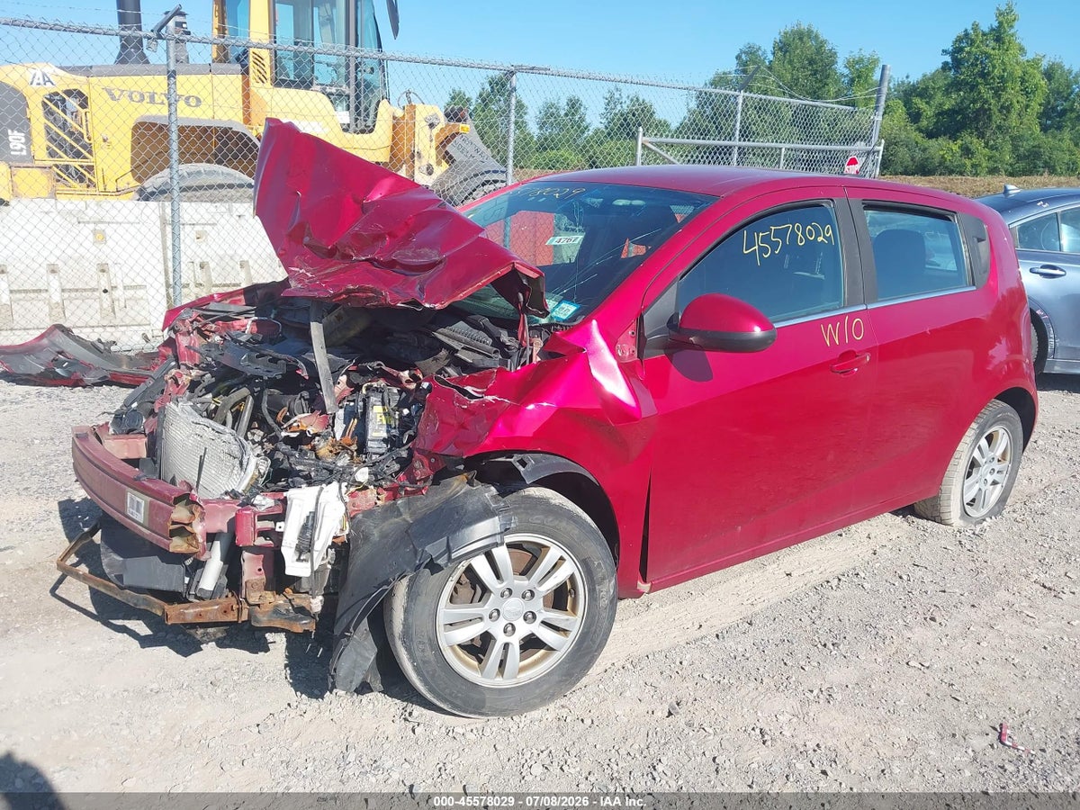 2015 CHEVROLET SONIC LT AUTO — снимка 2