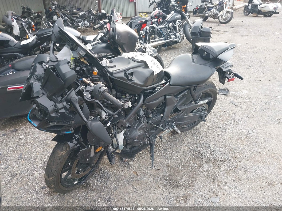 2023 YAMAHA YZFR7 — снимка 2