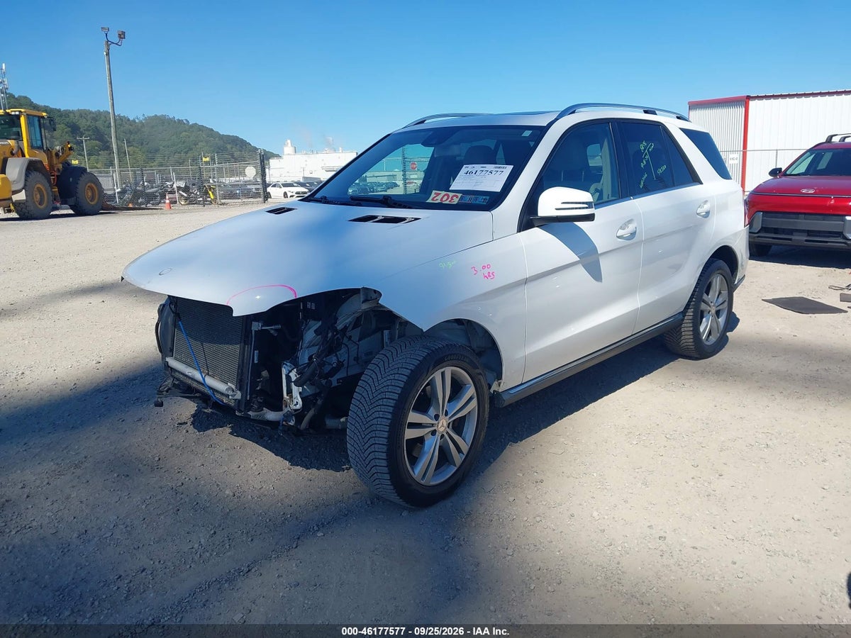 2015 MERCEDES-BENZ ML 350 4MATIC — photo 2