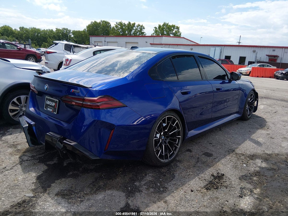 2025 BMW M5 — снимка 4