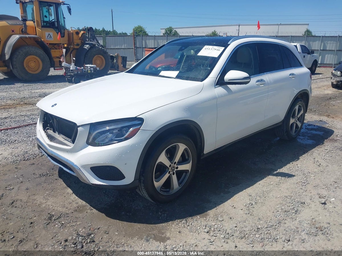 2019 MERCEDES-BENZ GLC 300 — снимка 2