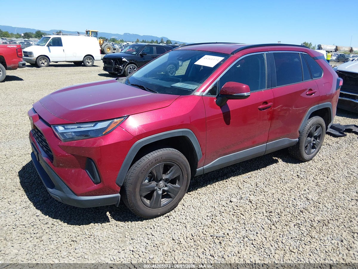 2022 TOYOTA RAV4 XLE — снимка 2