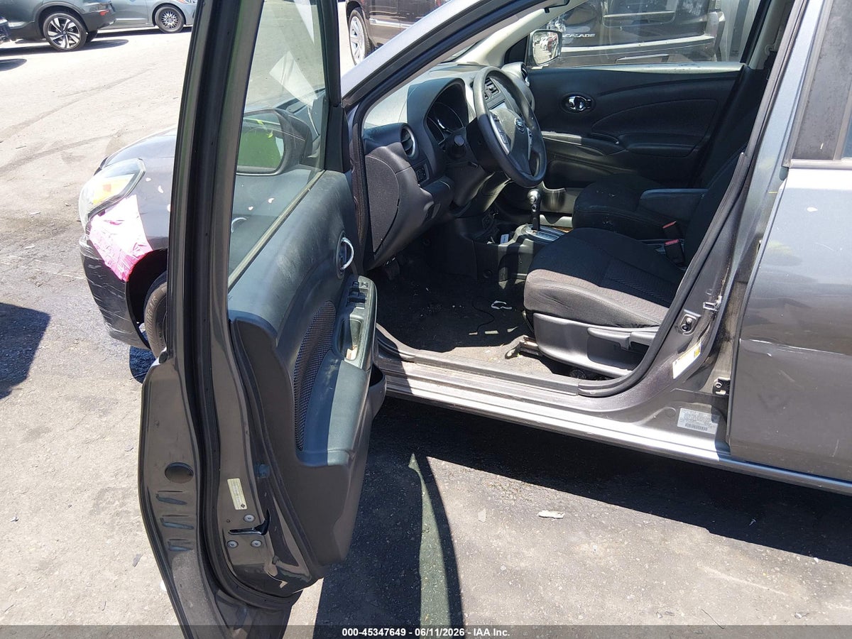 2019 NISSAN VERSA 1.6 SV — снимка 5