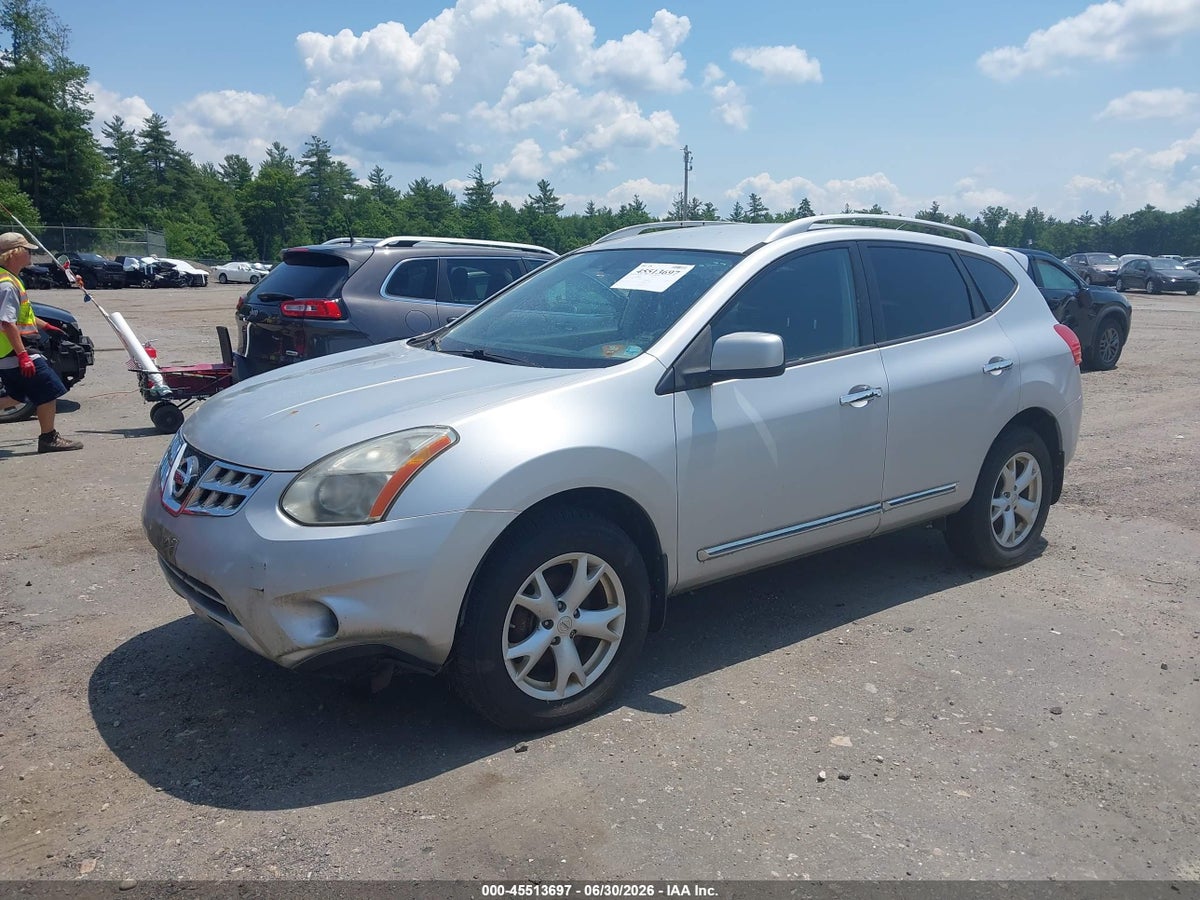 2011 NISSAN ROGUE SV — снимка 2