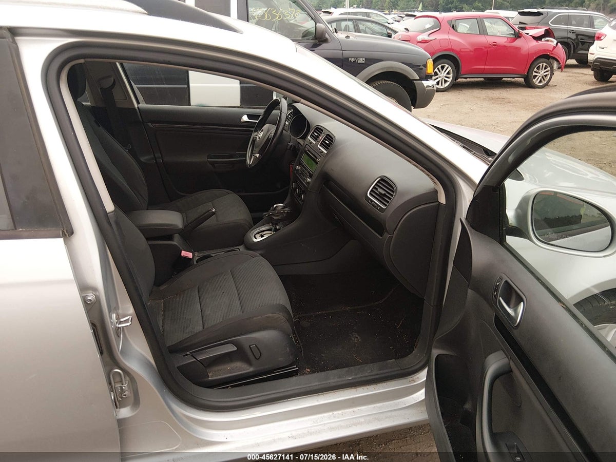2013 VOLKSWAGEN JETTA SPORTWAGEN 2.5L S — снимка 5