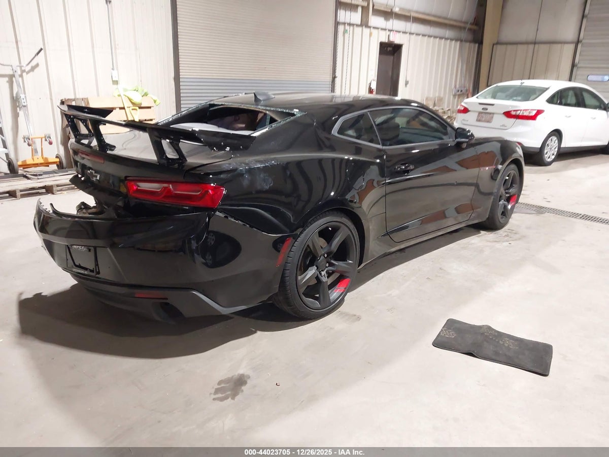2018 CHEVROLET CAMARO 1LT — снимка 4