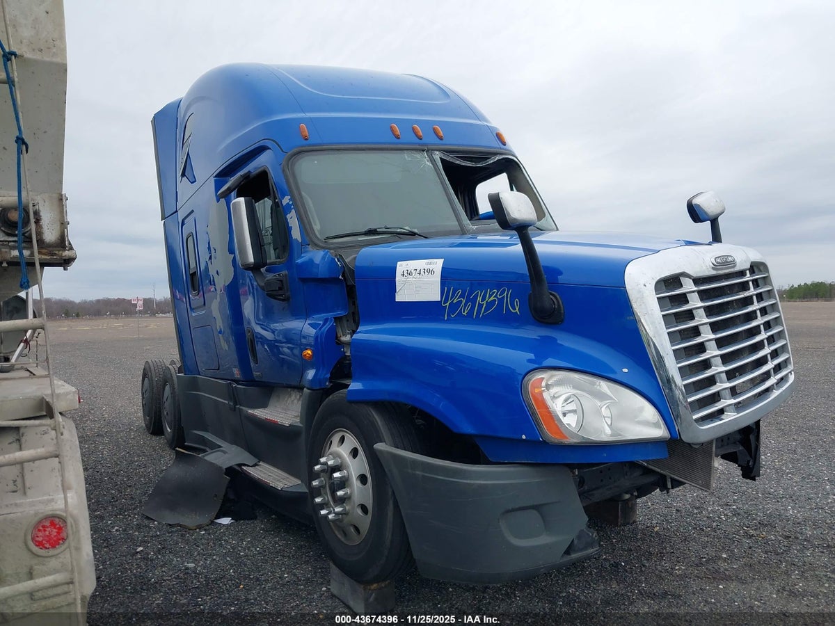 2017 FREIGHTLINER CASCADIA 125