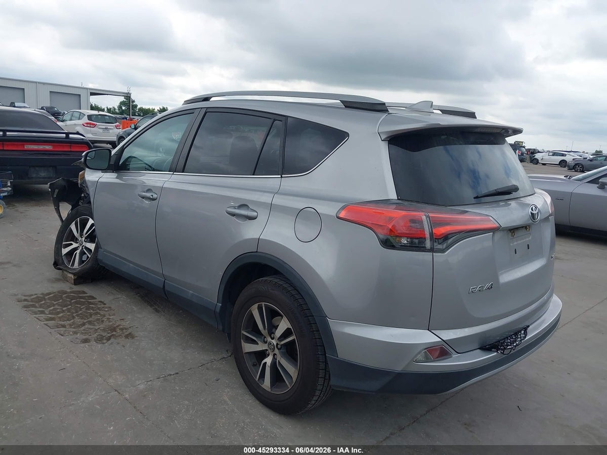2017 TOYOTA RAV4 XLE — снимка 3