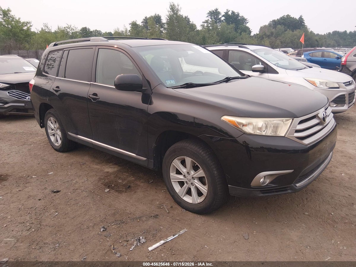 2013 TOYOTA HIGHLANDER SE V6
