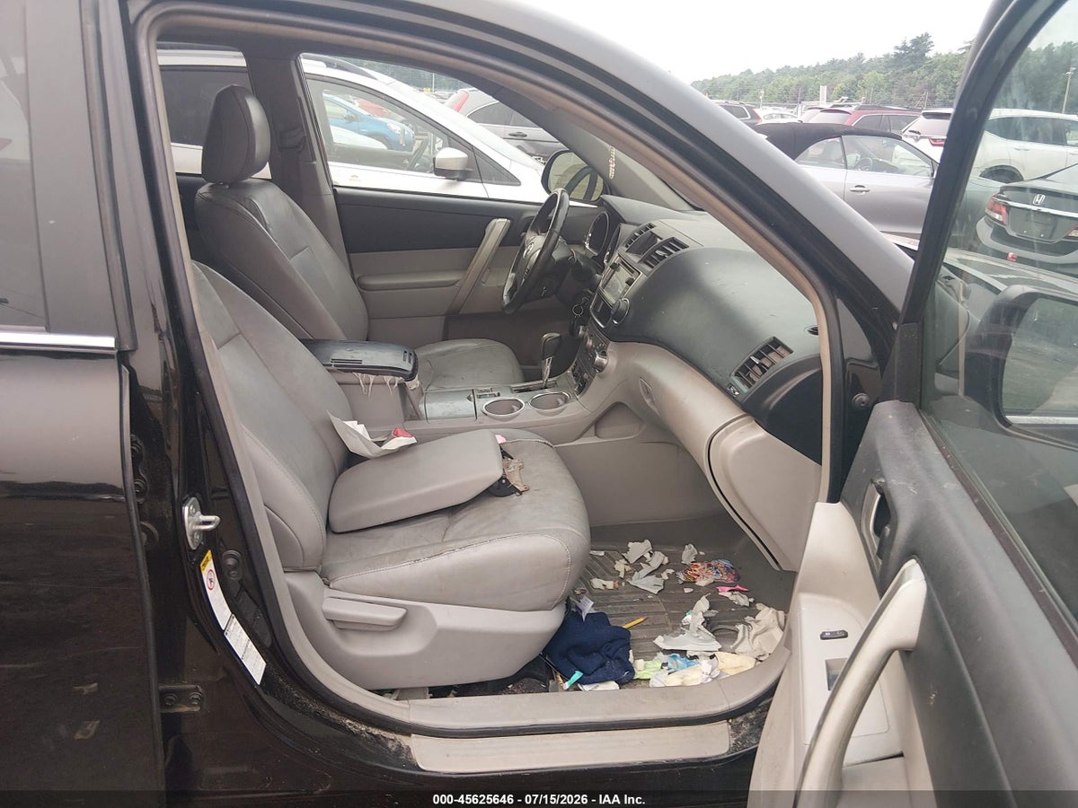 2013 TOYOTA HIGHLANDER SE V6 — снимка 5