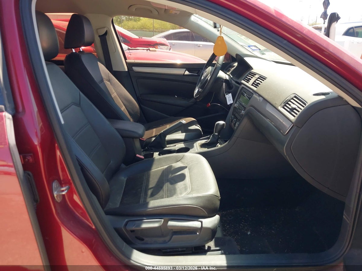 2015 VOLKSWAGEN PASSAT 1.8T WOLFSBURG EDITION — снимка 5