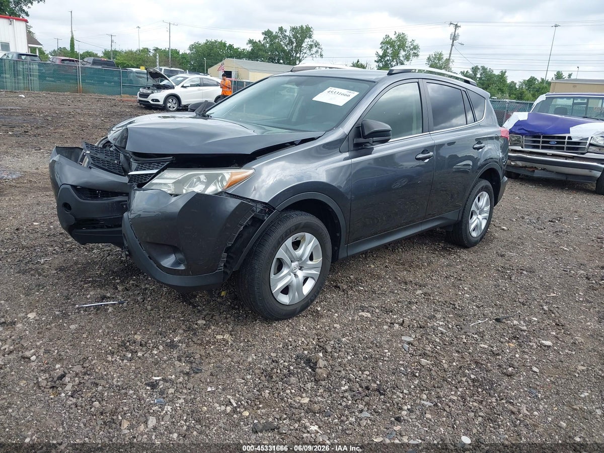 2015 TOYOTA RAV4 LE — снимка 2