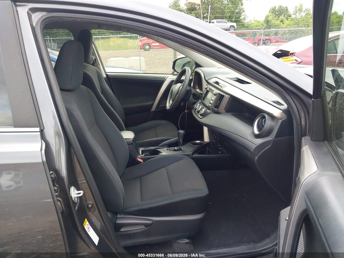 2015 TOYOTA RAV4 LE — снимка 5