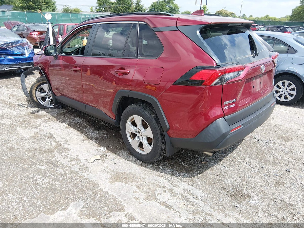 2020 TOYOTA RAV4 XLE — снимка 3