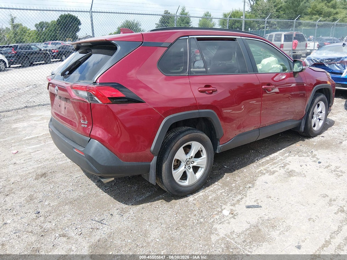 2020 TOYOTA RAV4 XLE — снимка 4