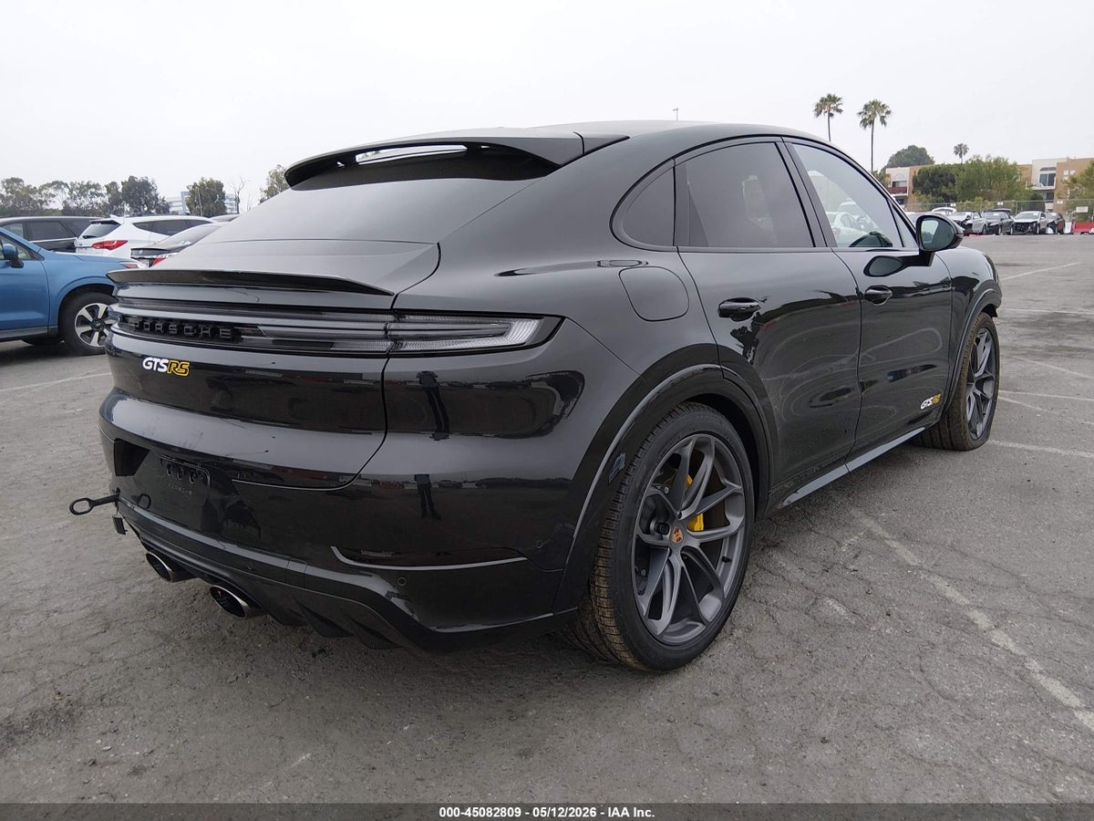2026 PORSCHE CAYENNE COUPE GTS — снимка 4
