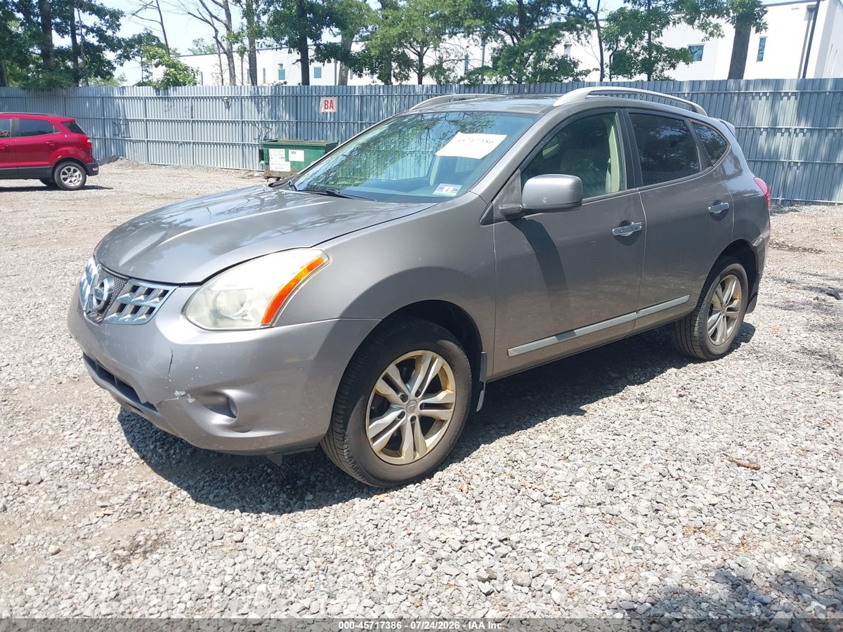 2013 NISSAN ROGUE SV — снимка 2